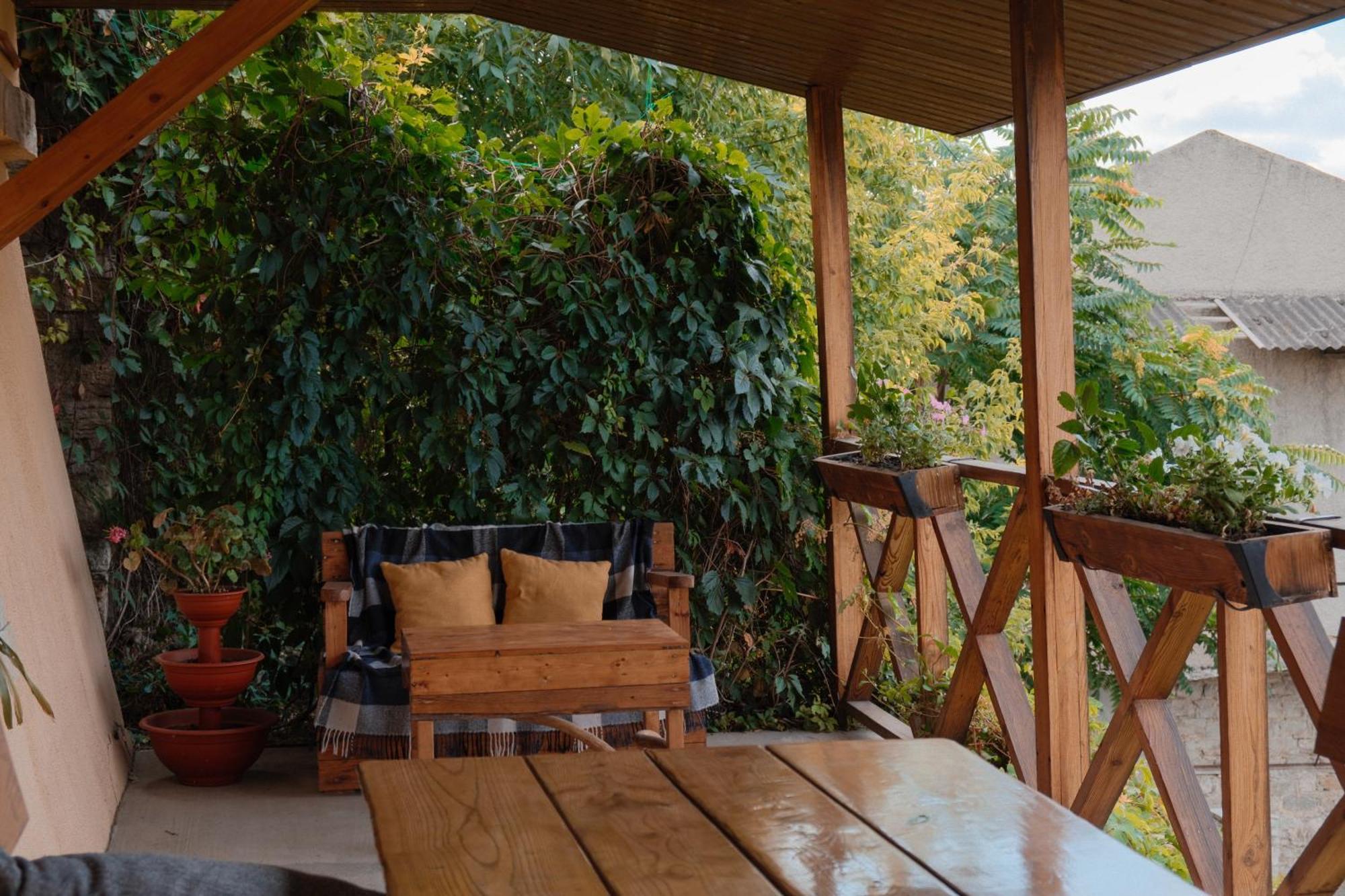 Будинок З Видом На Стару Фортецю Camenița Exterior foto